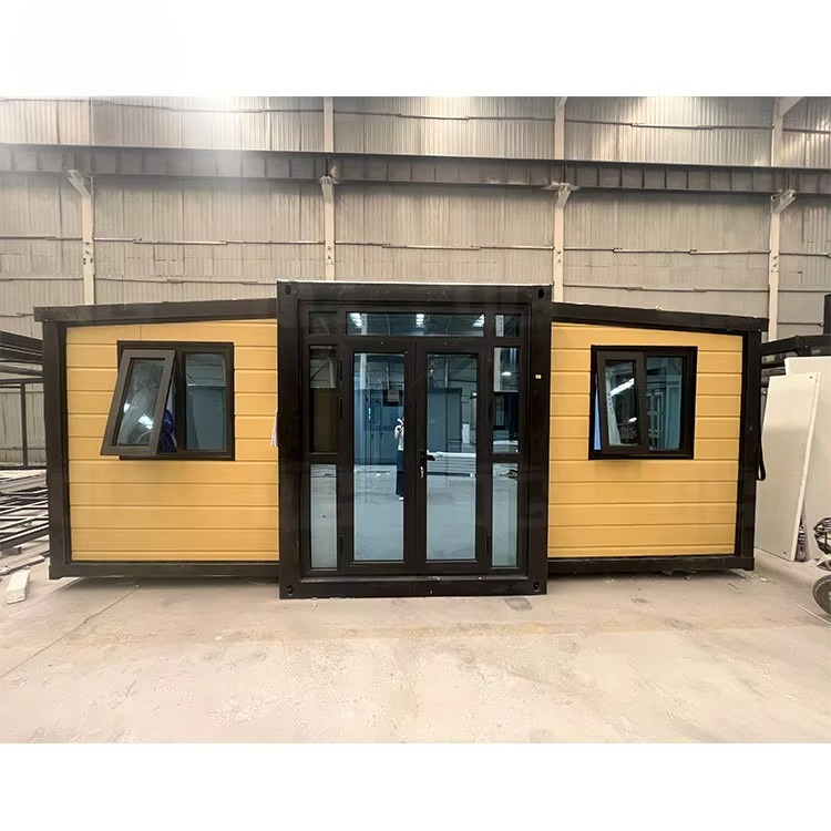 Home Office In Living Room - Container House Giallo da 20 piedi