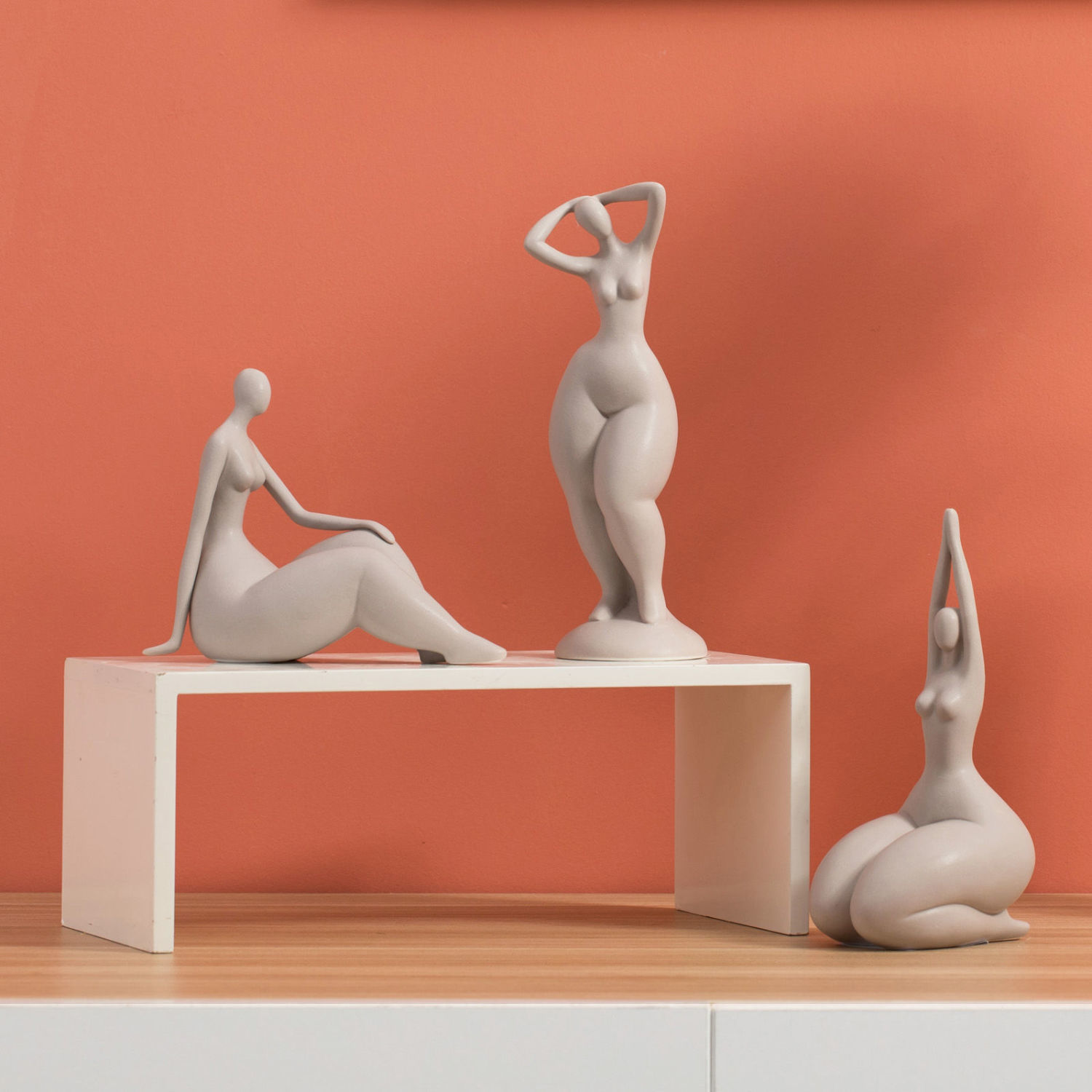 Figurina yoga moderna e minima - Home Office Yoga Room Ideas recensione e prezzo
