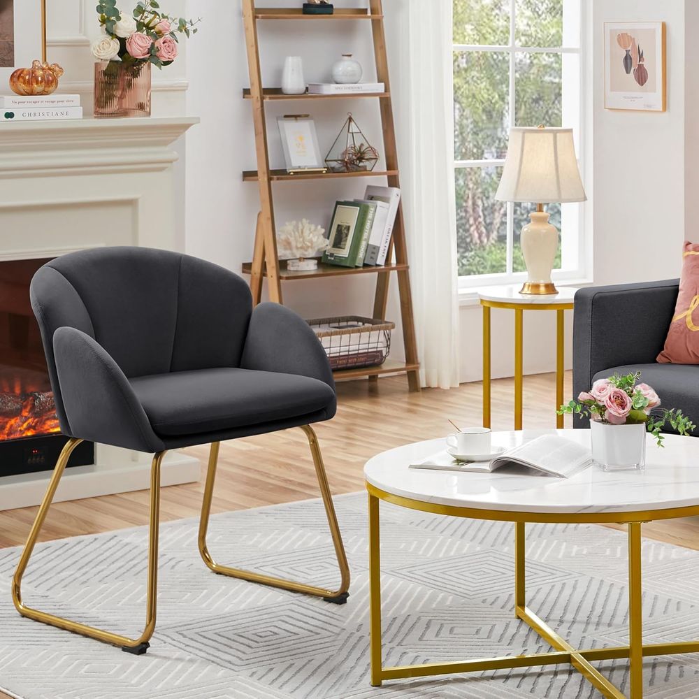 Poltrona in Velluto con Gambe  - Home Office In Living Room recensione e prezzo