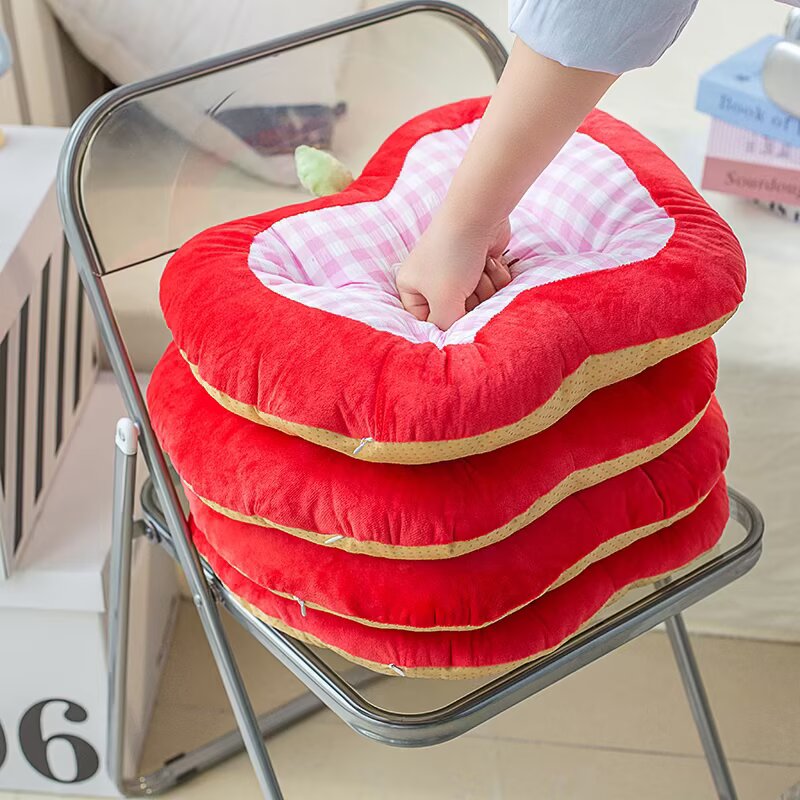 Simpatico cuscino in peluche a - Home Office Cozy recensione e prezzo